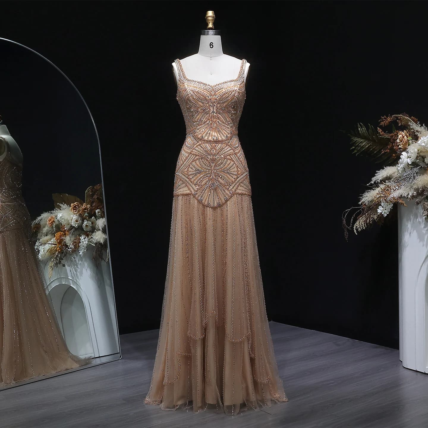 Robe de soirée sirène Sharon Said Champagne, luxueuse, ornée de perles, élégante, pour mariage saoud