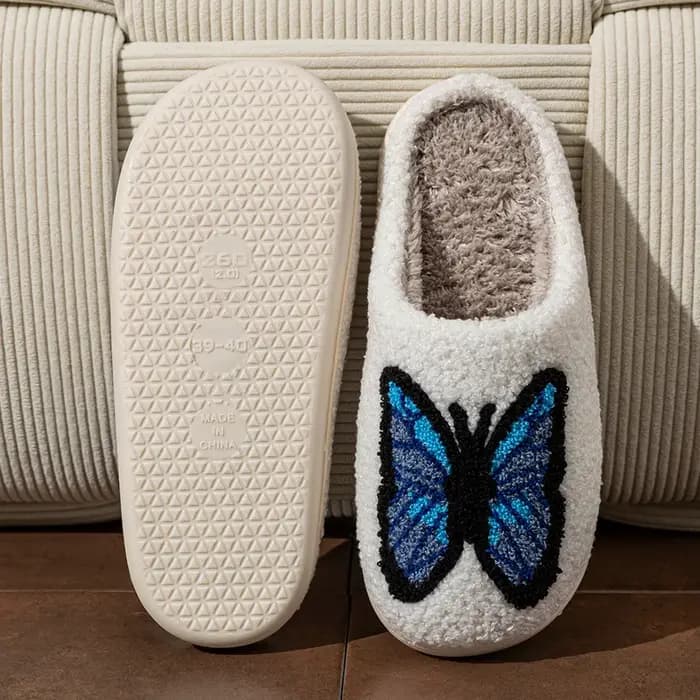 Chaussons pour femmes mignon bleu papillon broderie intérieur doux respirant confortable Couple mode hiver maison chaussures chaud