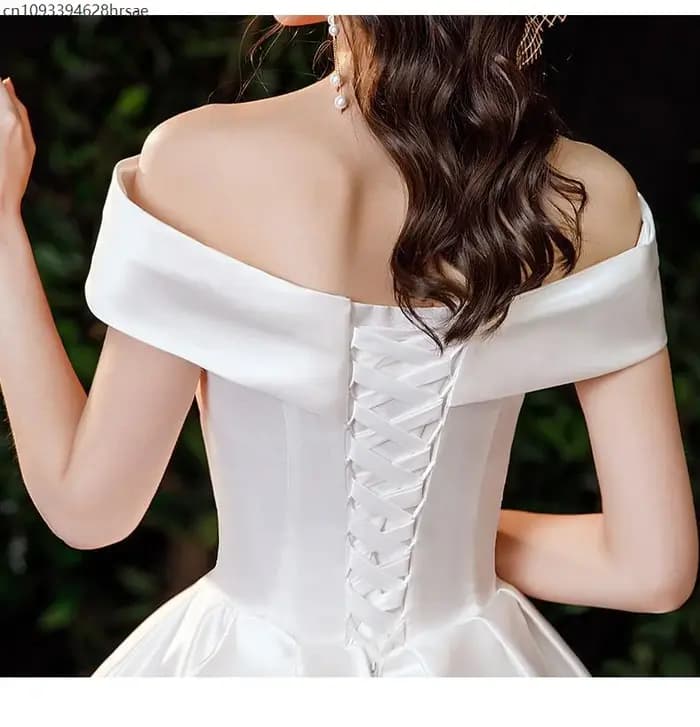 Robe de soirée élégante en satin pour femme