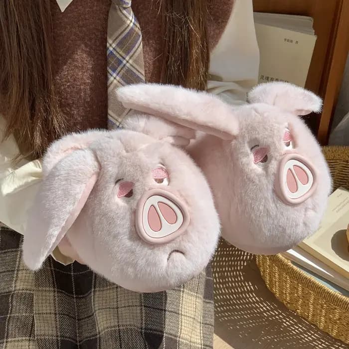 Pantoufles moelleuses cochon de dessin animé pour femmes