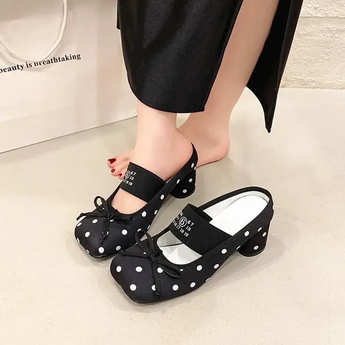 Nouvelles pantoufles d'été à pois avec nœud papillon et talon haut