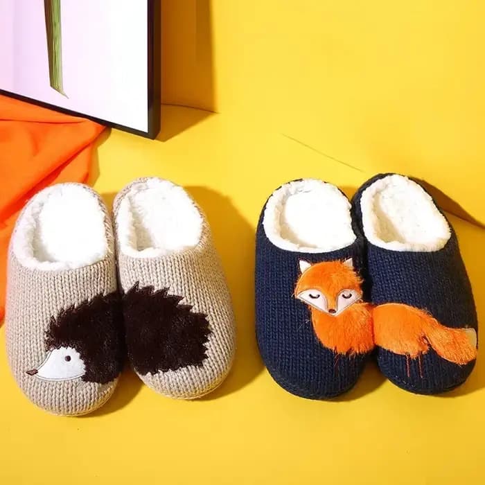 Pantoufles d'intérieur chaudes à semelle souple non ald pour femmes, chien de dessin animé mignon, bonnes zones respirantes, chaussures en coton décontractées, mode, 2024