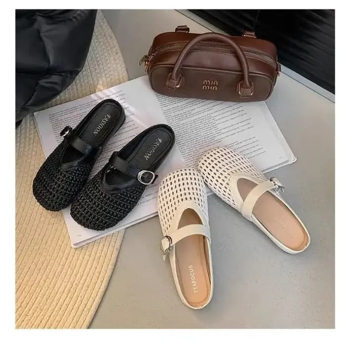Baotou demi pantoufles 2025 été nouvelles chaussures maille respirant et confortable fond plat tissage évider Boken