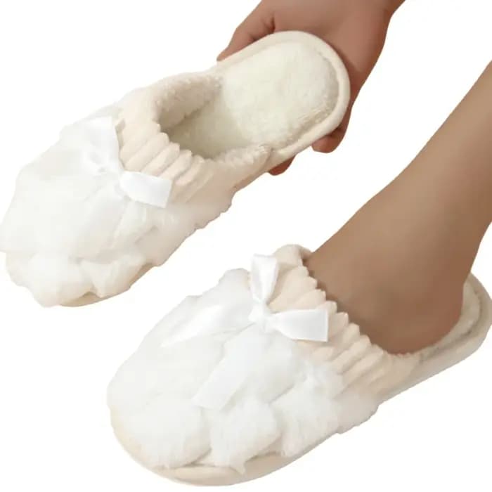 Pantoufles chaudes en fourrure douce et peluche pour femmes, pantoufles antidérapantes à talon plat,