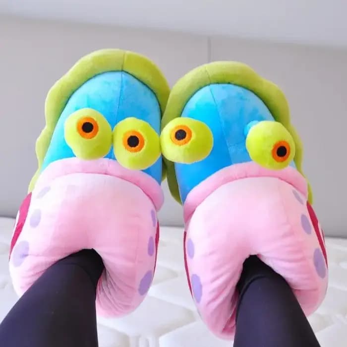 Pantoufles de dessin animé mignonnes de Bob l'éponge et de Gary l'escargot, avec couverture de talon