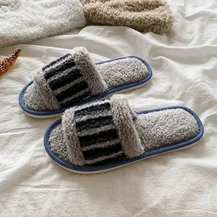 Belles rayures en peluche pantoufles chaudes antidérapantes semelle épaisse hiver