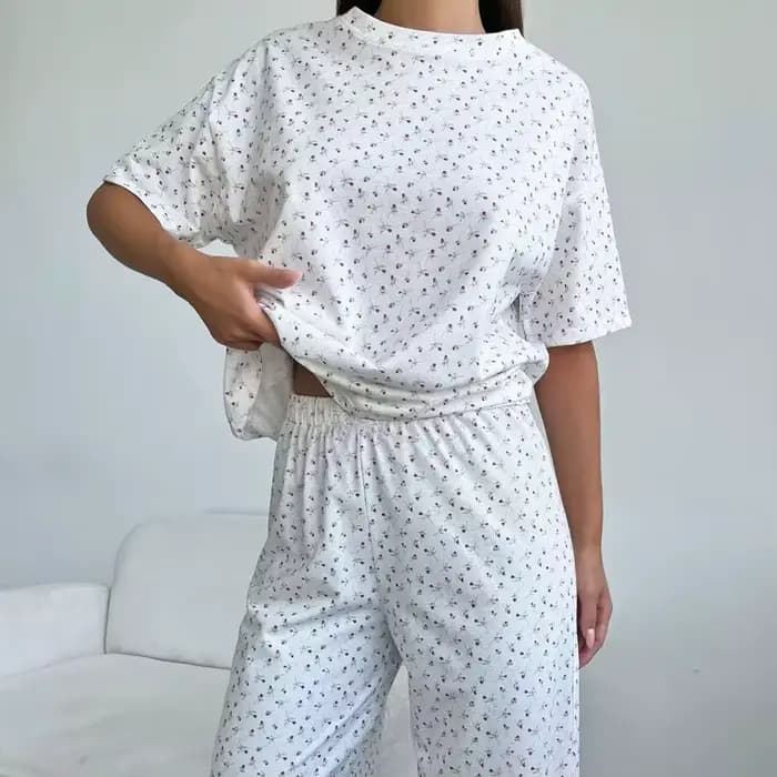 Nouveaux pyjamas pour femmes de style américain avec imprimé floral en forme de cœur