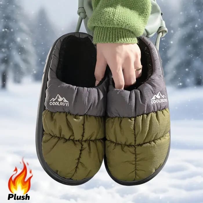 Pantoufles unisexes confortables – Doublure polaire en peluche et semelle antidérapante. Confort chaud intérieur/extérieur. Idée cadeau parfaite! 🎁