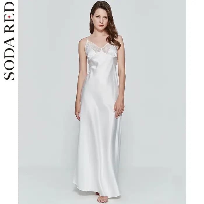 Robe de nuit longue sexy pour femme en soie artificielle satinée