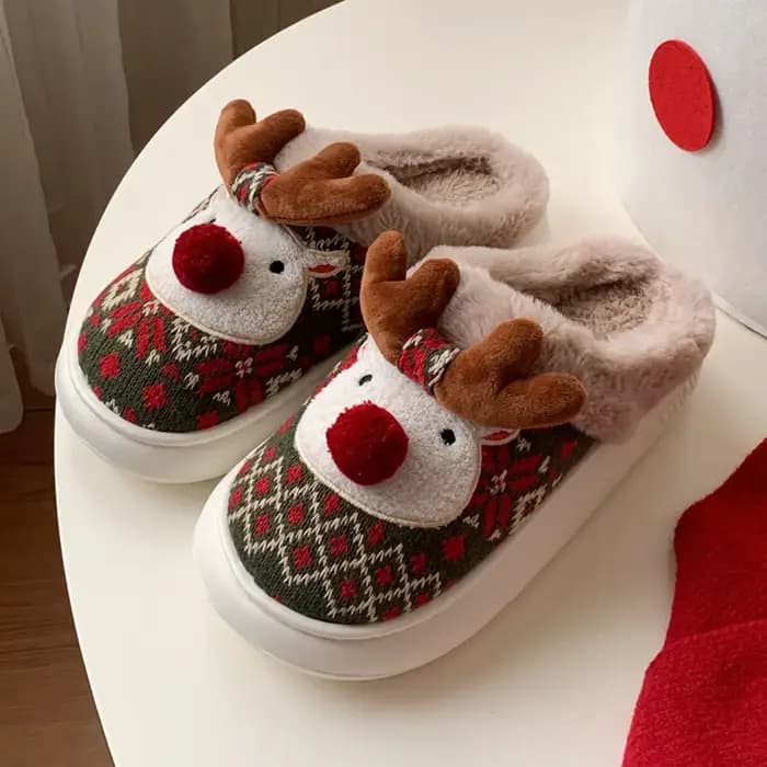 Pantoufles chaudes et moelleuses en forme de cerf de noël pour femmes