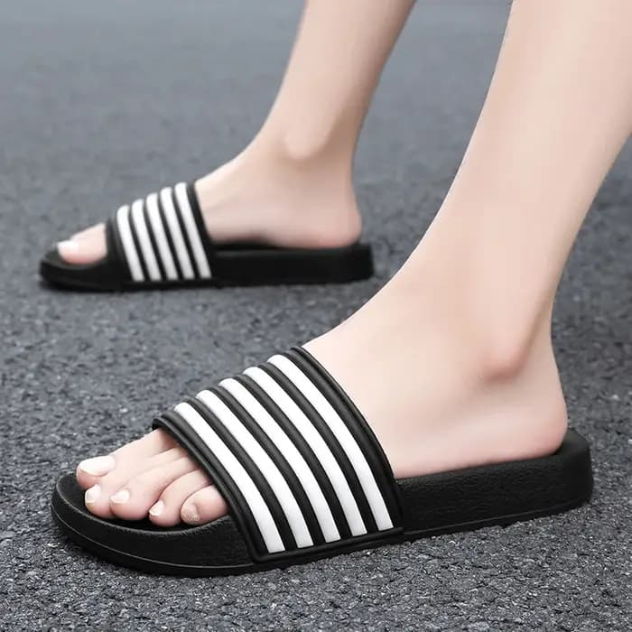 Chaussures pour hommes homme maison Plips Plops diapositives souples pantoufles antidérapantes intérieur extérieur EVA
