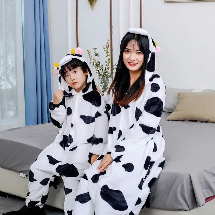 Adultes vache dessin animé pyjamas animaux Onesies Cosplay Costumes combinaison vêtements de nuit à capuche Halloween une pièce pour la performance