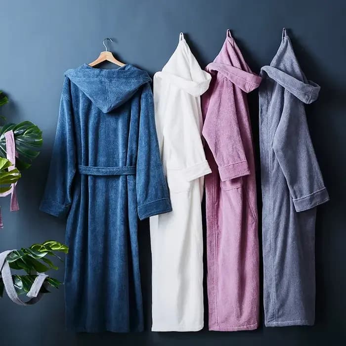 Peignoir à capuche pour homme