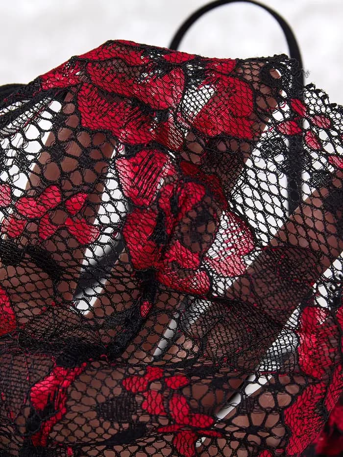 Chemise de nuit sexy en dentelle noire sans bretelles pour femme