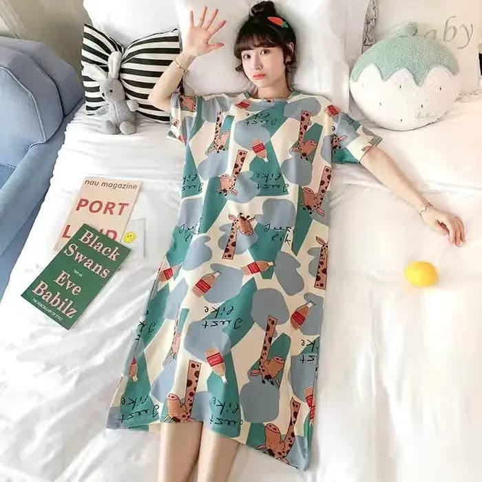 Robe de nuit mignonne à motifs de dessins animés pour femmes
