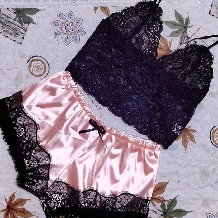 Pyjama en dentelle sexy pour femmes
