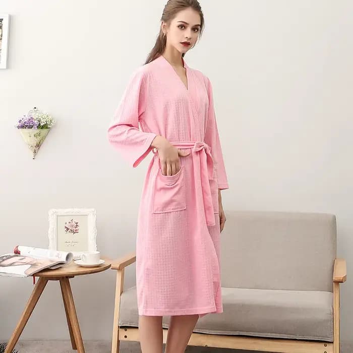 Peignoir long léger unisexe en tissu gaufré à manches trois-quarts pour hôtels
