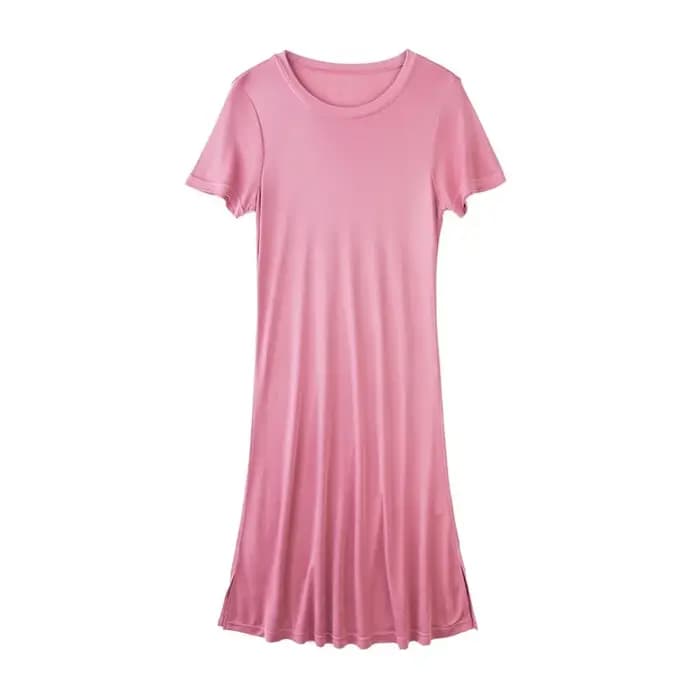 Robe en soie tricotée couleur unie