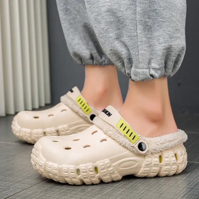 Mode hommes hiver pantoufles chaud fourrure chaussures de jardin couples