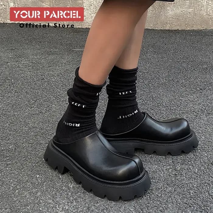 Mules en cuir pour hommes à semelle épaisse et bout renforcé