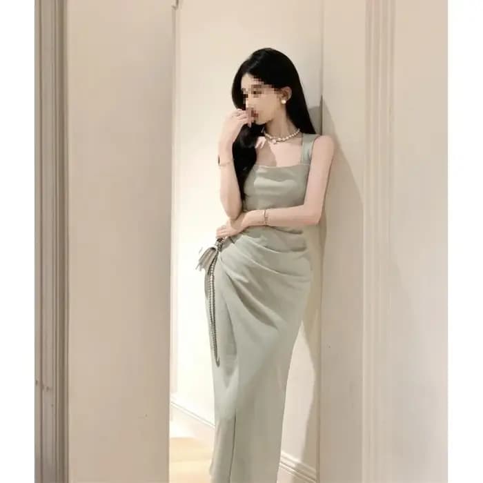 Robe longue élégante en satin style français