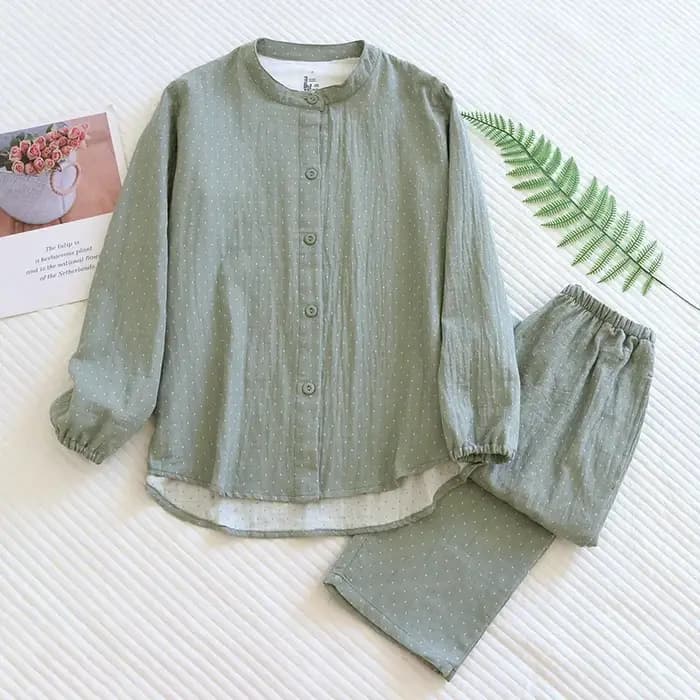 Pyjama en gaze de coton teint à pois pour femmes