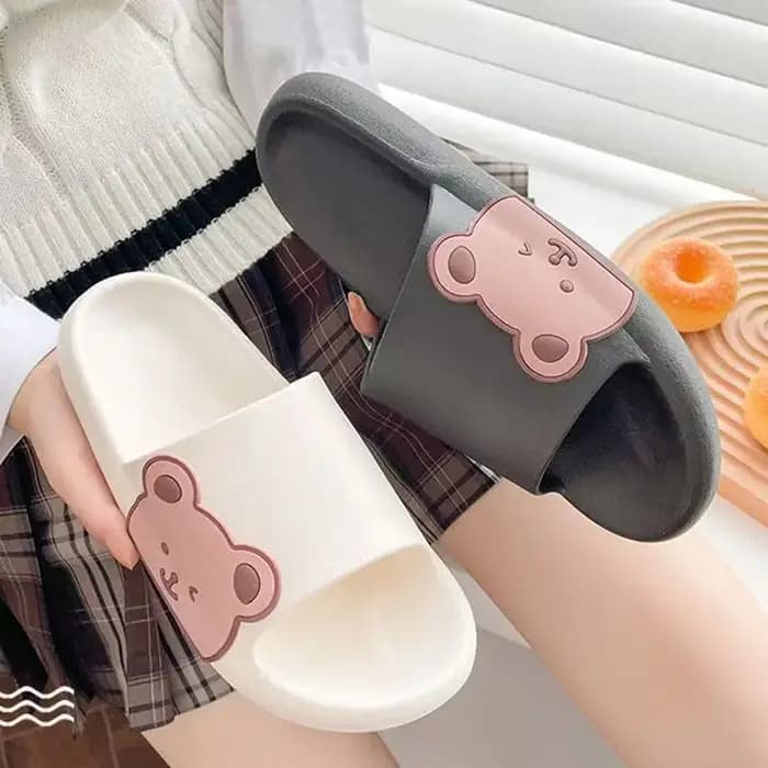 Nouvelles pantoufles d'été confortables et mignonnes en forme d'ours pour couple