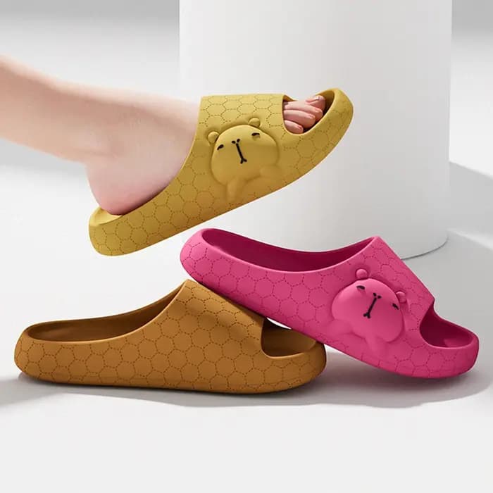 Mignonnes pantoufles d'intérieur Capybara pour femmes