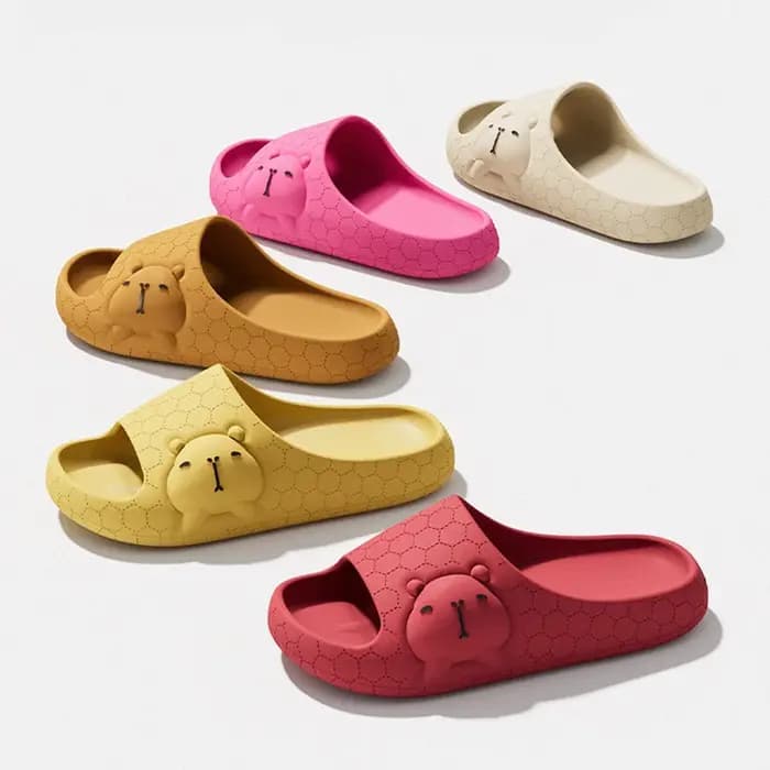 Mignonnes pantoufles d'intérieur Capybara pour femmes