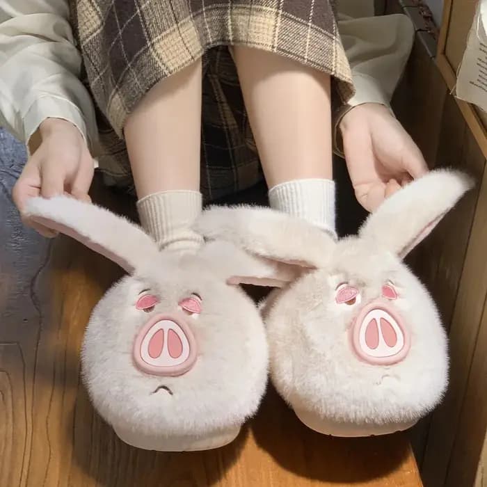 Pantoufles moelleuses cochon de dessin animé pour femmes