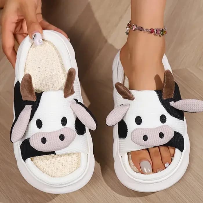 Mignonnes pantoufles en forme de vache pour femmes et hommes, antidérapantes, en EVA, sandales d'été