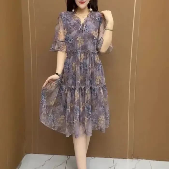Robe d'été bohème à imprimé floral vert avec manches bouffantes