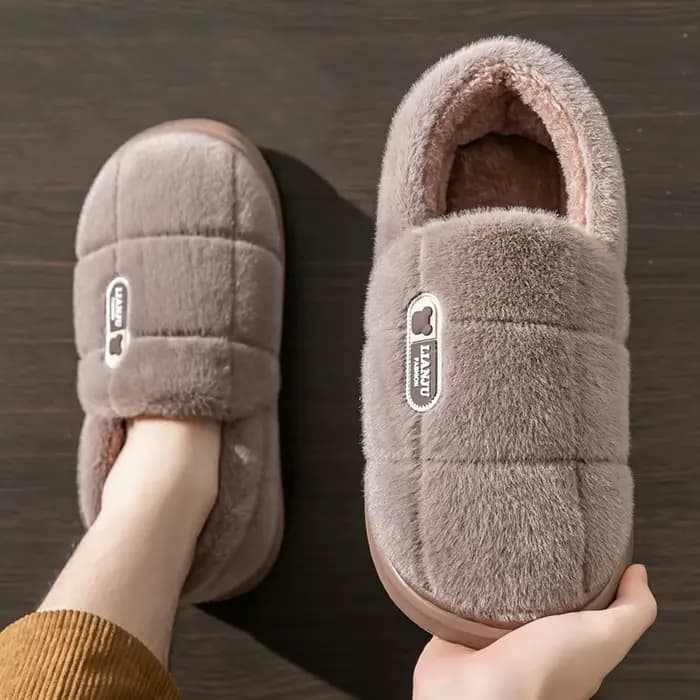 Chaussons pour hommes hiver couleur unie talons enveloppants pantoufles en peluche antidérapant chaud femmes