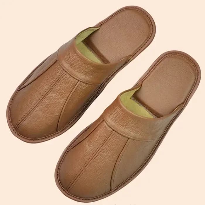 Pantoufles en cuir de vache véritable pour hommes et femmes