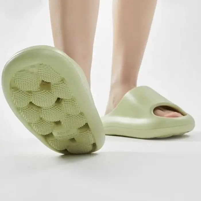 Pantoufles de salle de bain simples à séchage rapide