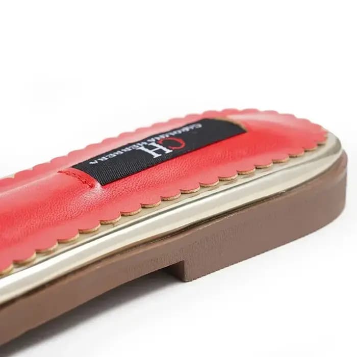 CHCH découpé décoration délicate mode chaussons pour femmes marque