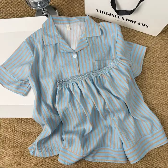 Nouveaux pyjamas rayés pour femmes