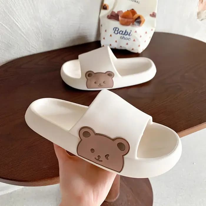 Nouvelles pantoufles d'été confortables et mignonnes en forme d'ours pour couple