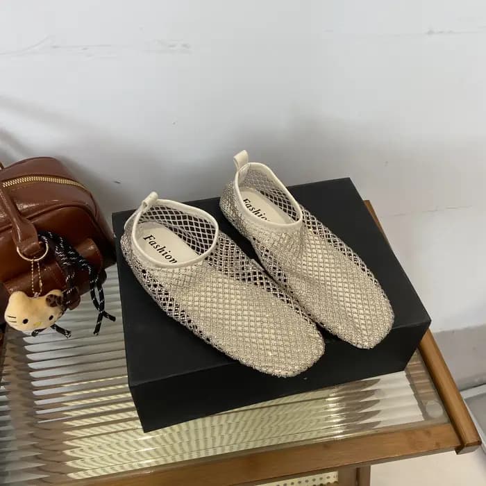 Chaussures couverture orteil pantoufles diapositives décontractées grande taille Mules pour femmes 2025 carré luxe