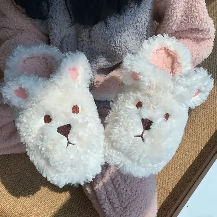 Kawaii hiver chien pantoufles doux anti-dérapant dessin animé fourrure