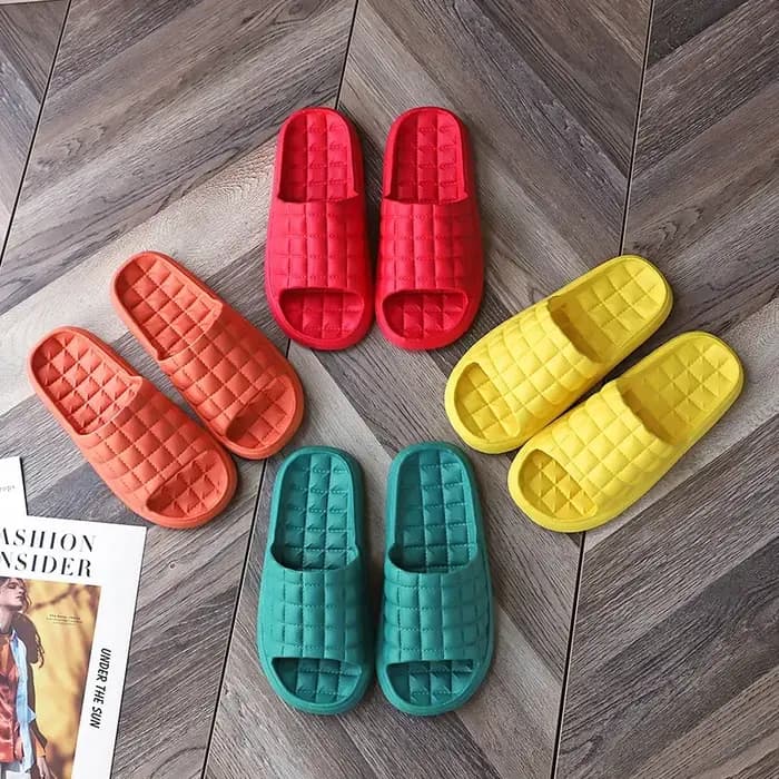 Pantoufles de salle de bain pour femmes et hommes
