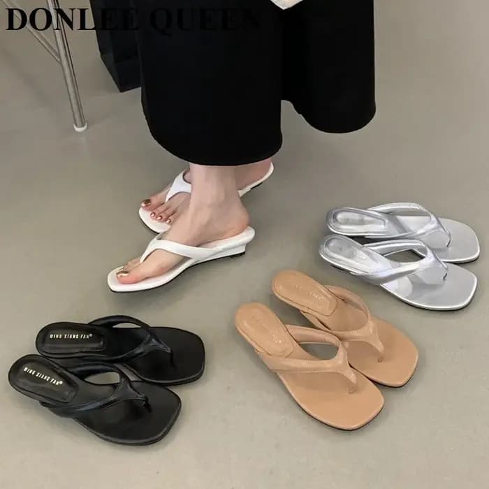 Marque de mode talon compensé pantoufle diapositives femmes pince orteil tongs bande étroite sandales chaussures