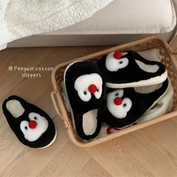 Pantoufles moelleuses pingouin de dessin animé pour femmes et hommes