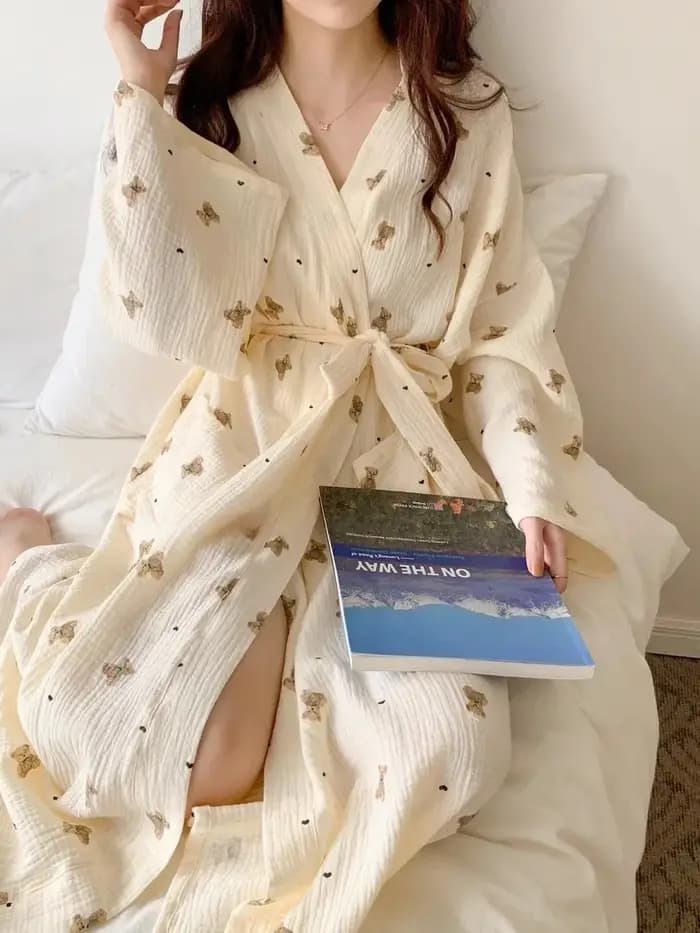 Nouveauté printemps/automne : Robe de chambre mignonne inspirée d' avec imprimé de dessins animés