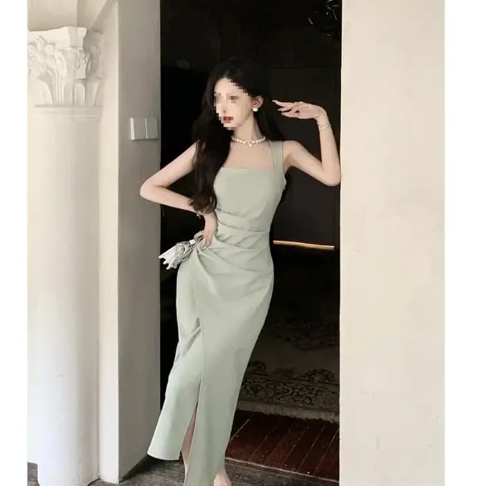 Robe longue élégante en satin style français