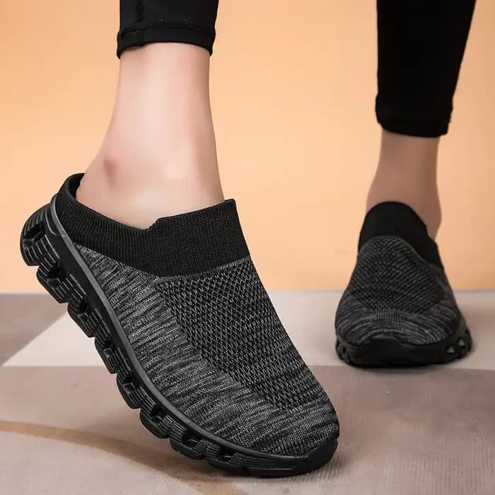 2025 unisexe pantoufles mocassins hommes mode respirant maison femmes fond épais diapositives Couple marche chaussures décontractées grande taille baskets