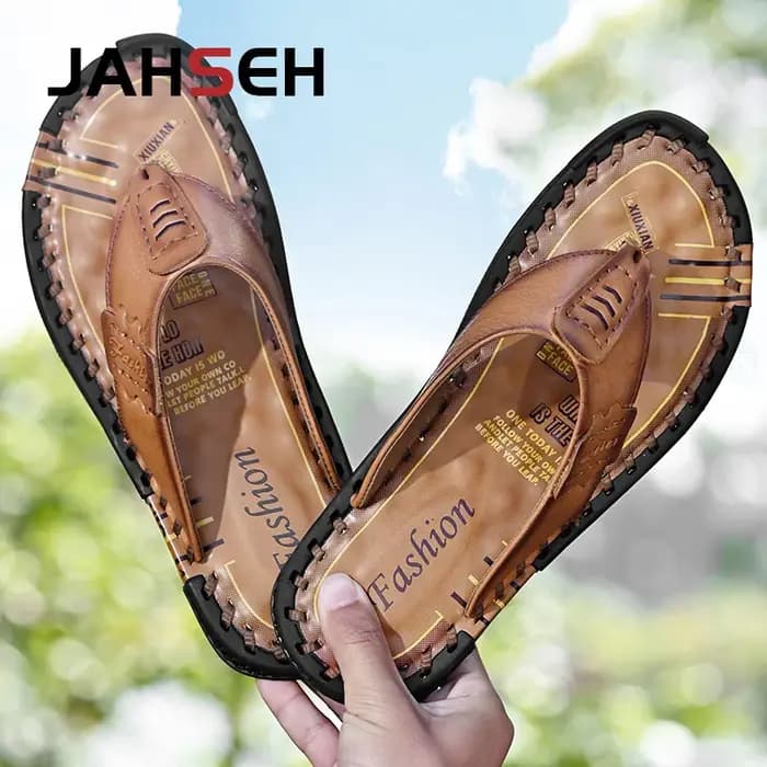 Pantoufles de marque faites à la main pour hommes