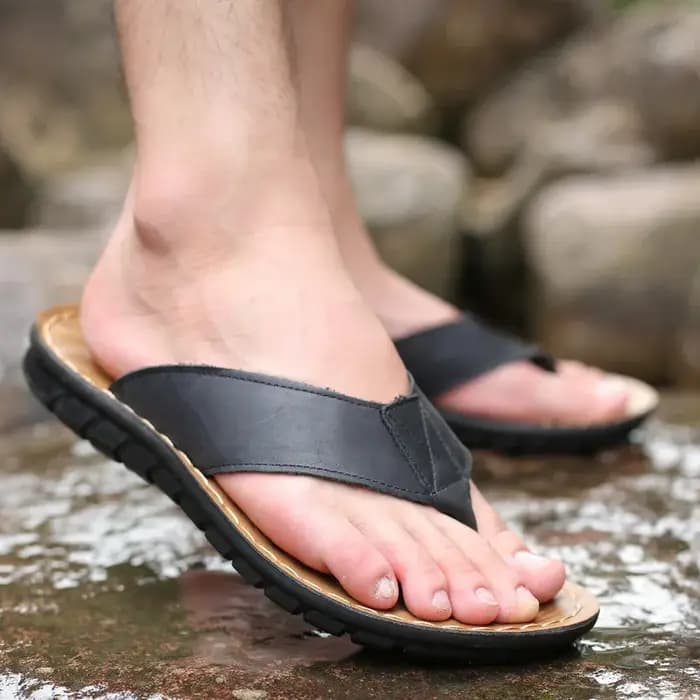 Roma rétro homme pantoufle couleur unie Clip-Toe nouveau mâle vacances plage confort sandales décontracté ménage anti-dérapant extérieur tongs