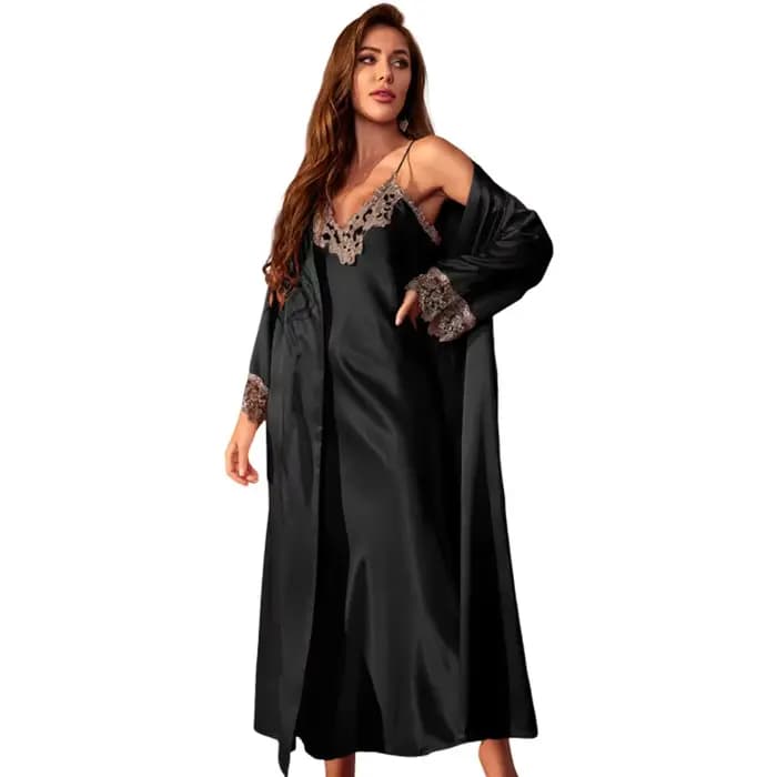Ensemble de chemise de nuit en satin pour femme