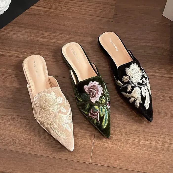 Velours broderie pantoufles florales femmes appartements bout pointu Mule chaussures dames intérieur maison diapositives sans lacet Pantuflas Mujer tongs